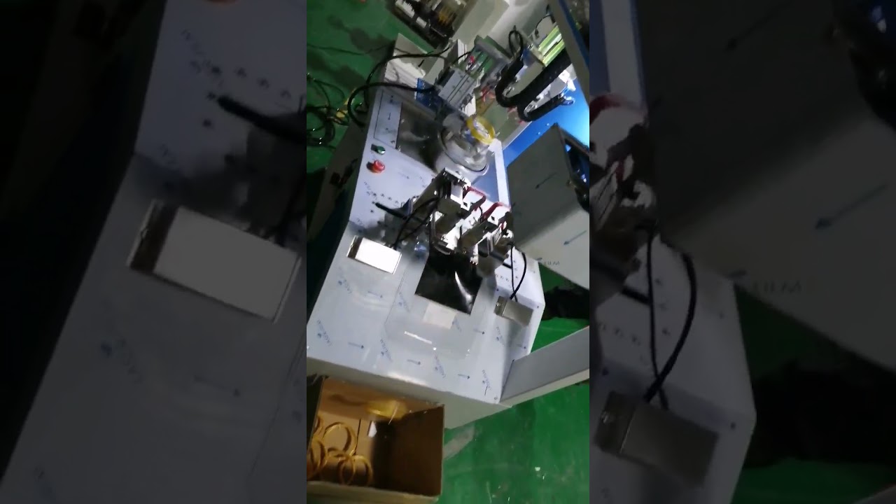 Vollautomatische Schlauch-Schneid-, Wickel- und Bindemaschine WPM-02L