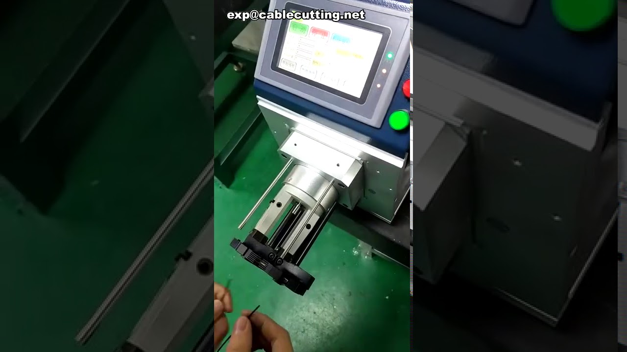 Programmierbare Rotations-Abisoliermaschine für Koaxialkabel | 3-lagige dünne Kabel präzise abisolieren