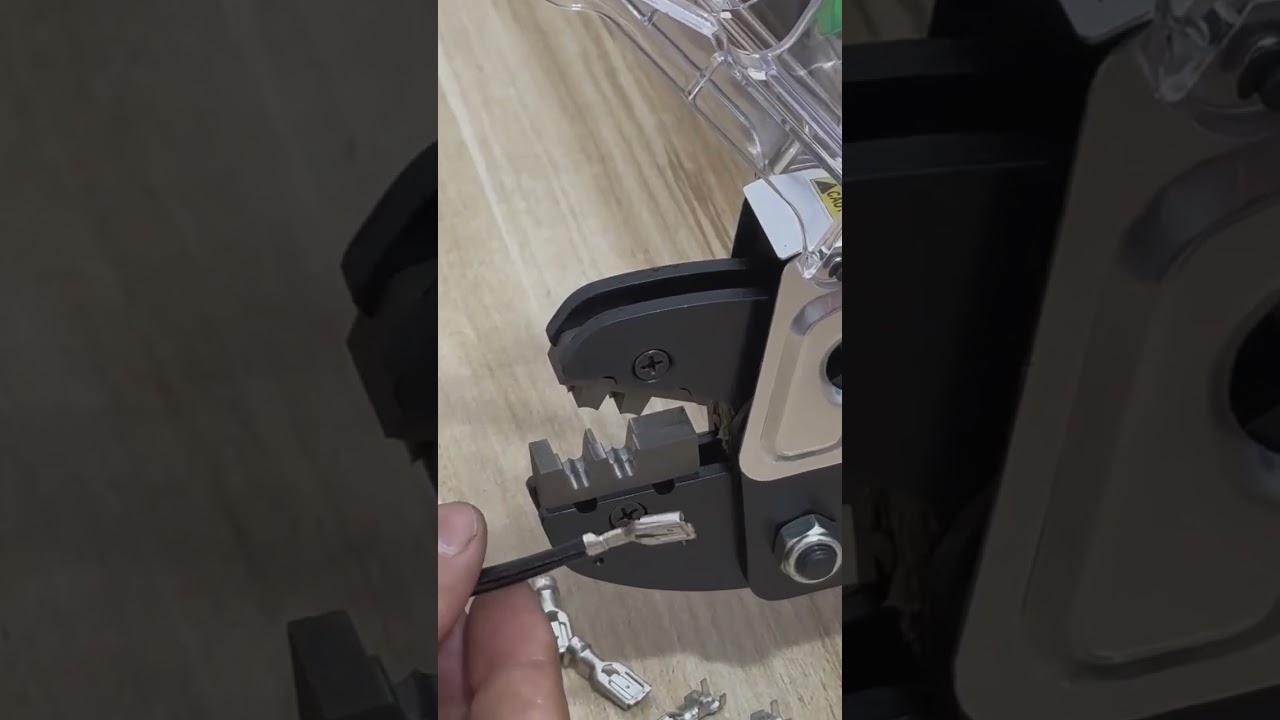 Plug & Play Aderendhülsen-Crimpmaschine für schnelle, zuverlässige Verbindungen | #Fabrik #Maschine