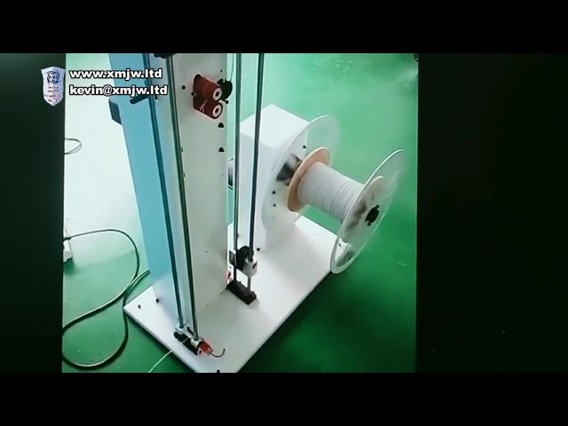 Doppelwellen-Abwickelmaschine mit stufenlosem Drahtvorschub für Kabel und Leitungen
