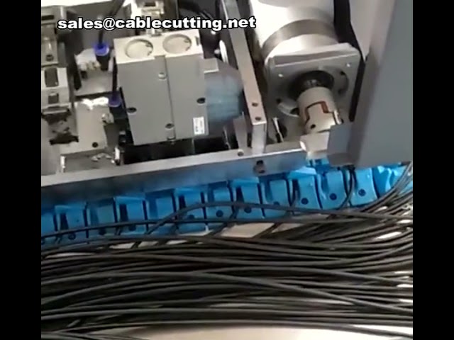 USB-Kabel Abisolier- und Verdrehmaschine – Präzise für medizinische und industrielle Drahtsätze