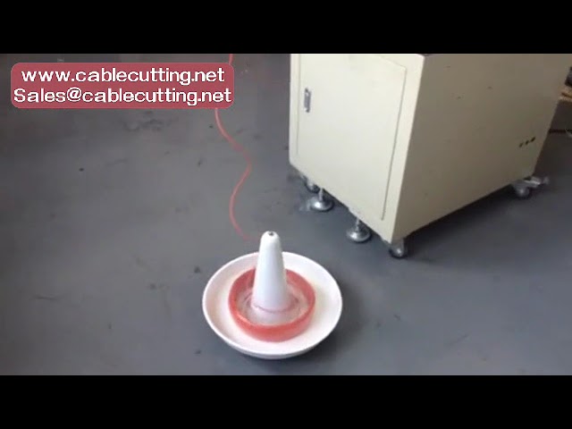 Kleine Kabelzuführungsmaschine WF01S – Automatische Drahtzuführung für Abisoliermaschinen
