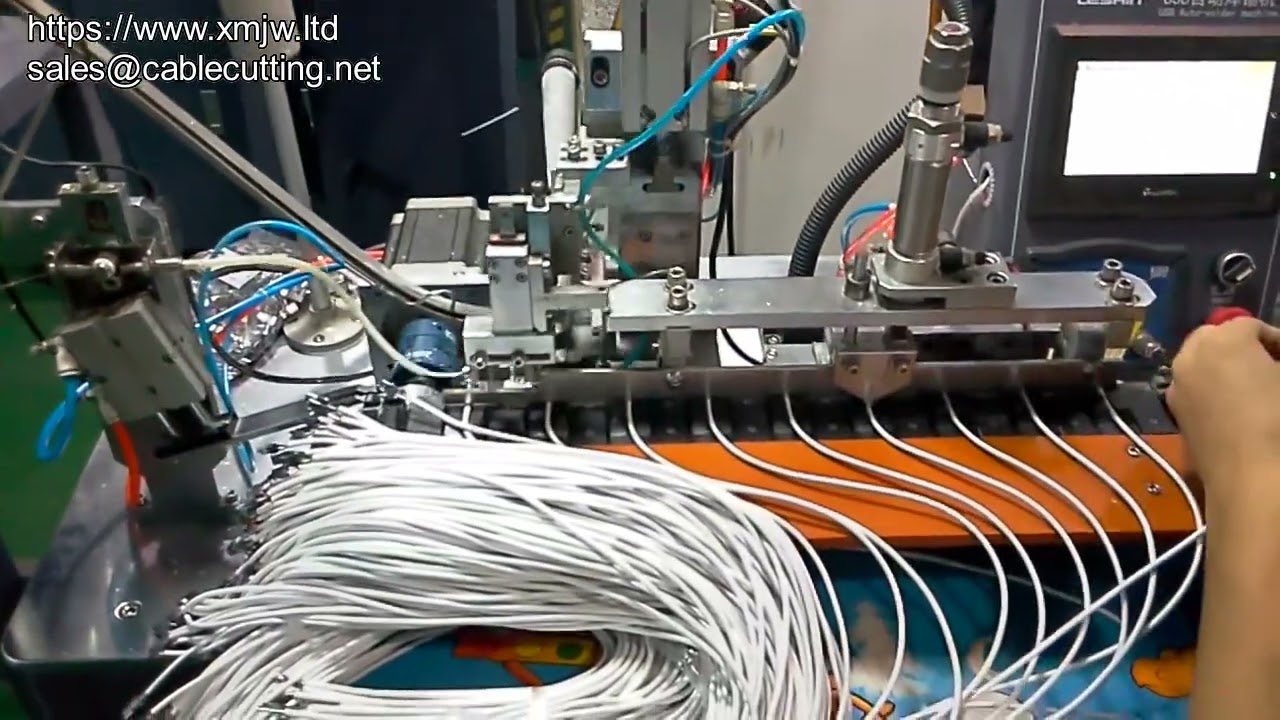 Vollautomatische Datenkabel-Maschine mit USB-Lötfunktion – Effiziente Kabelproduktion