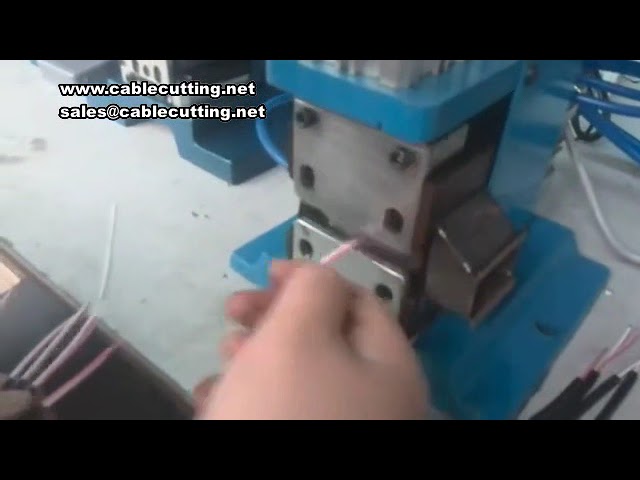 3F 4F pneumatische vertikale Bandkabel-Abisolier-Maschine | Manueller Mehrleiter-Kabelabisolierer für 14 AWG