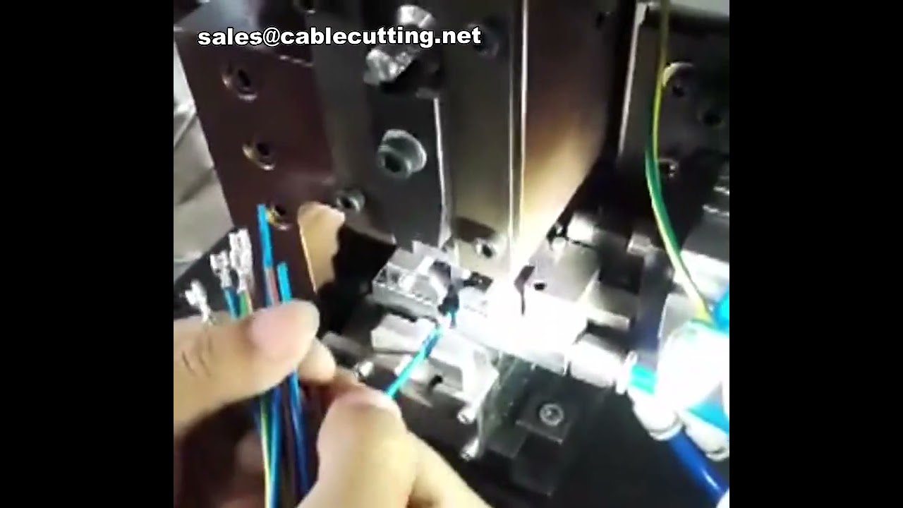 Automatische DC/AC Terminal Crimp- und Abisoliermaschine – Effizientes Abisolieren & Crimpen