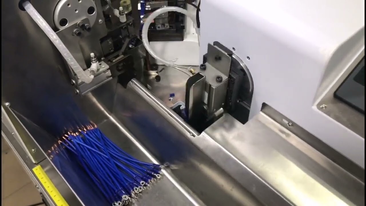 Vollautomatische Kaltpressmaschine für vorisolierte Anschlussklemmen – Effiziente Verdrahtung von Verteilerkästen