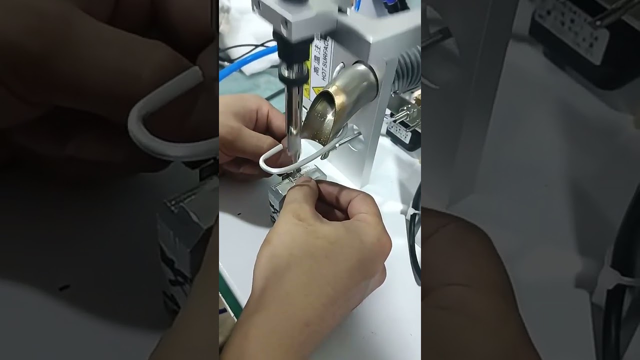 Drahtproduktmaschine: Neueste USB-Datenkopf-Herstellungs- & Kleine Lötmaschine